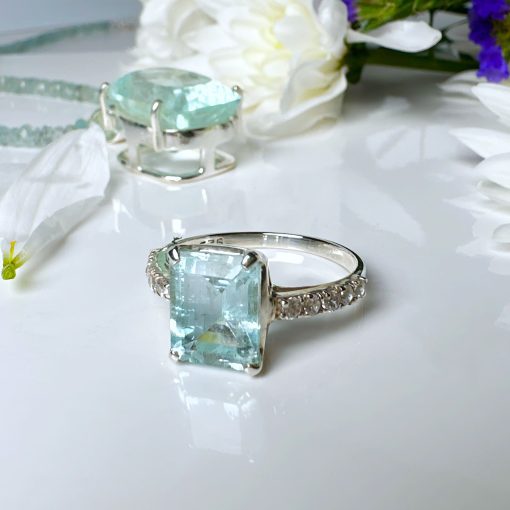 Aquamarine Claw Set Ring Size S - Image 2